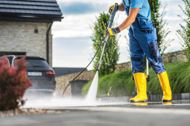 Deck Cleaning Services in Lake St Louis, MO